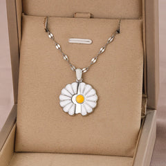 Custom Engraved Name Daisy Flower Locket Necklace